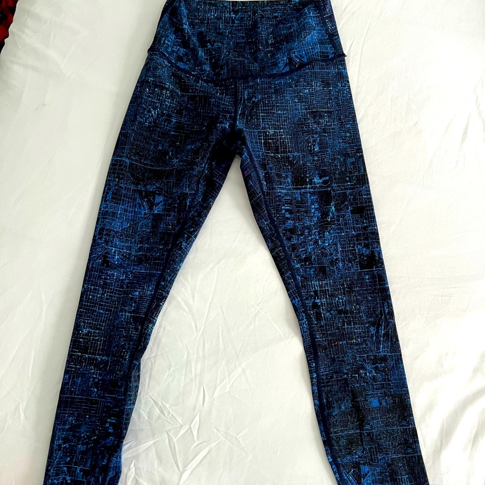 Lululemon crop pants
